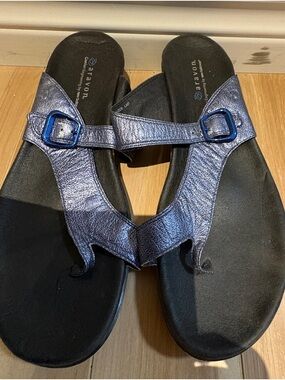 Aravon Metallic Navy Blue Buckle Thong Sandals